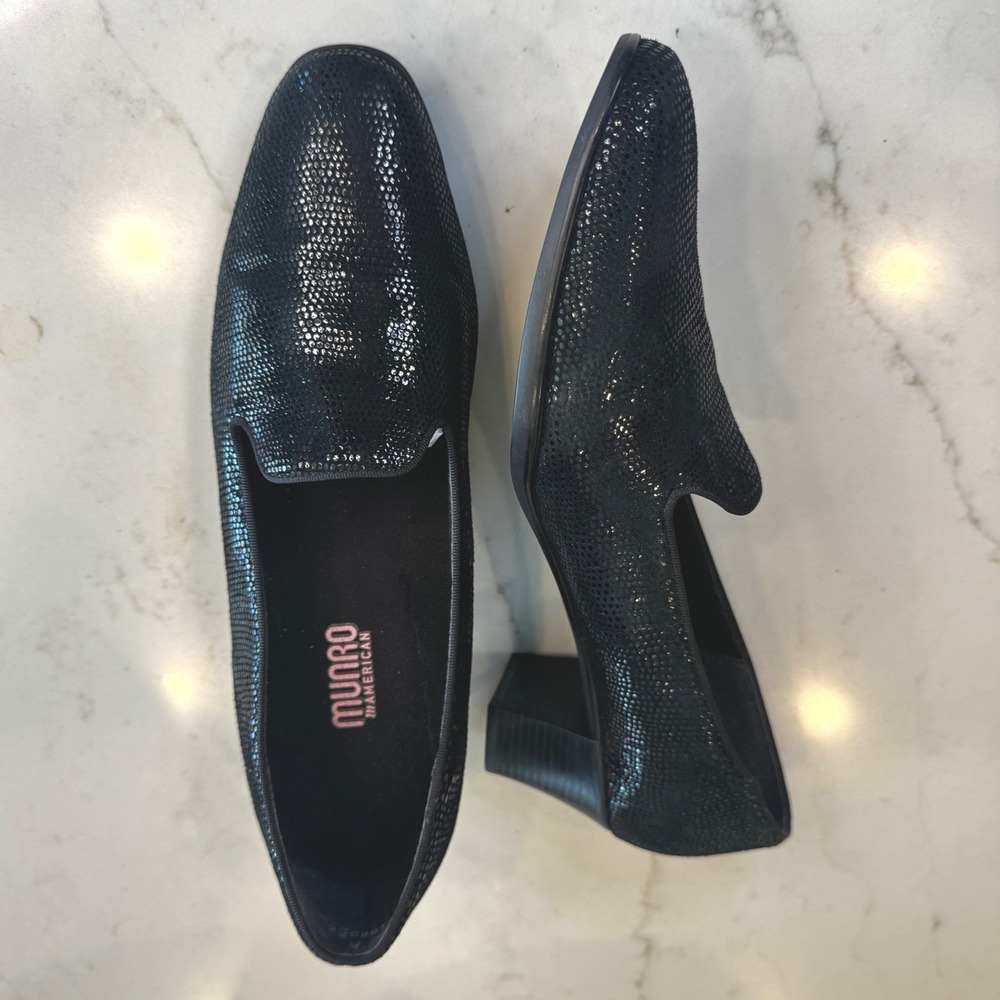 Munro American Women 10.5 M Black‎ Textured Loafer Low Block Heel Pumps Classic